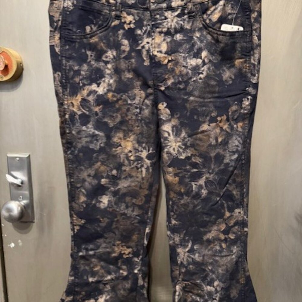 Free People retro Boho Inferno  (Floral Metallic) Flare  / Bell Bottom Jeans - Picture 11 of 16
